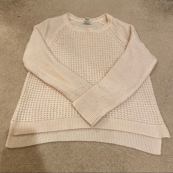 2 for $20- 💌Forever 21 Women's Sweater - Picture 3 of 5